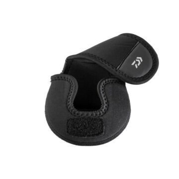 Daiwa_Neoprene_Baitcast_Reel_Bag
